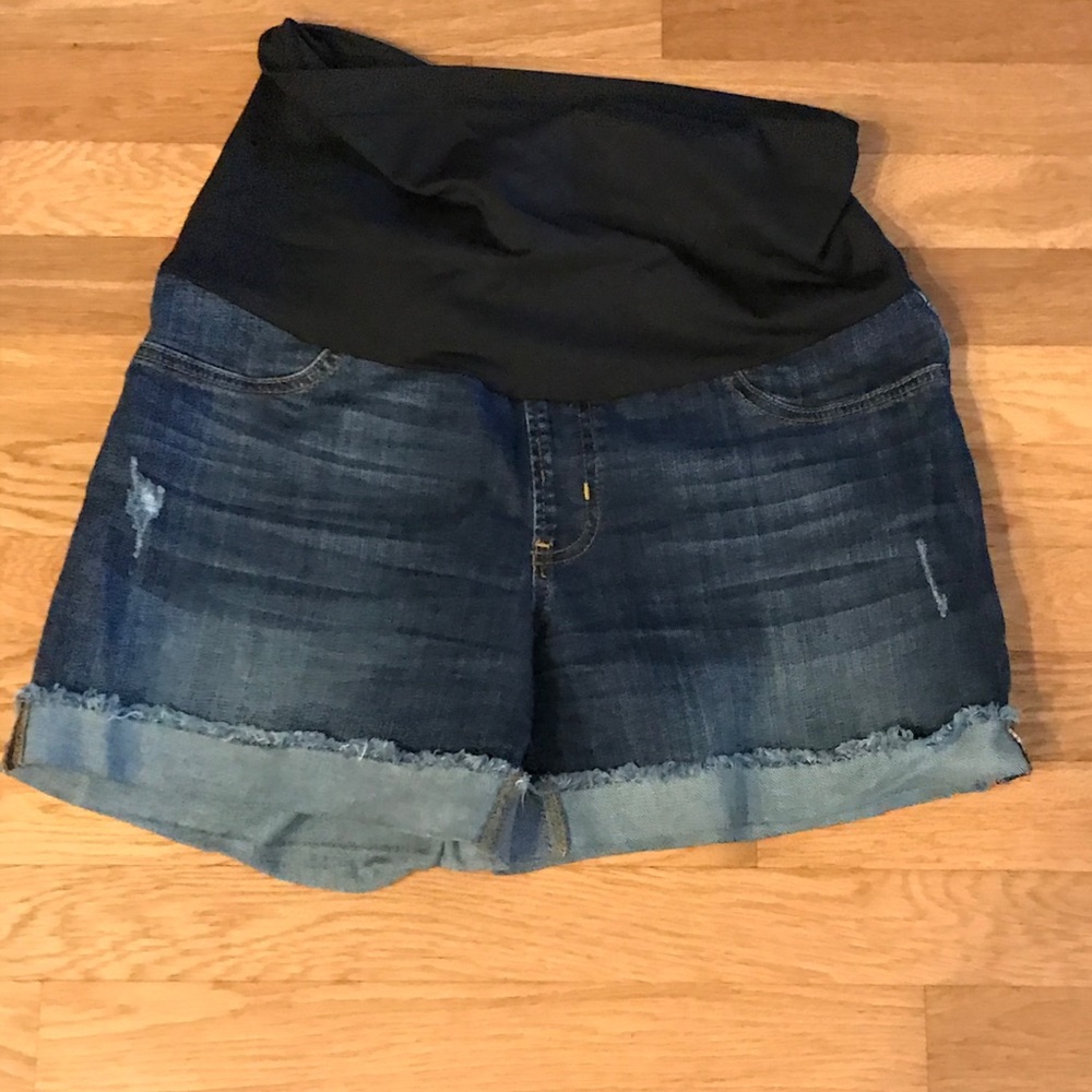 Just Black Maternity Jean shorts